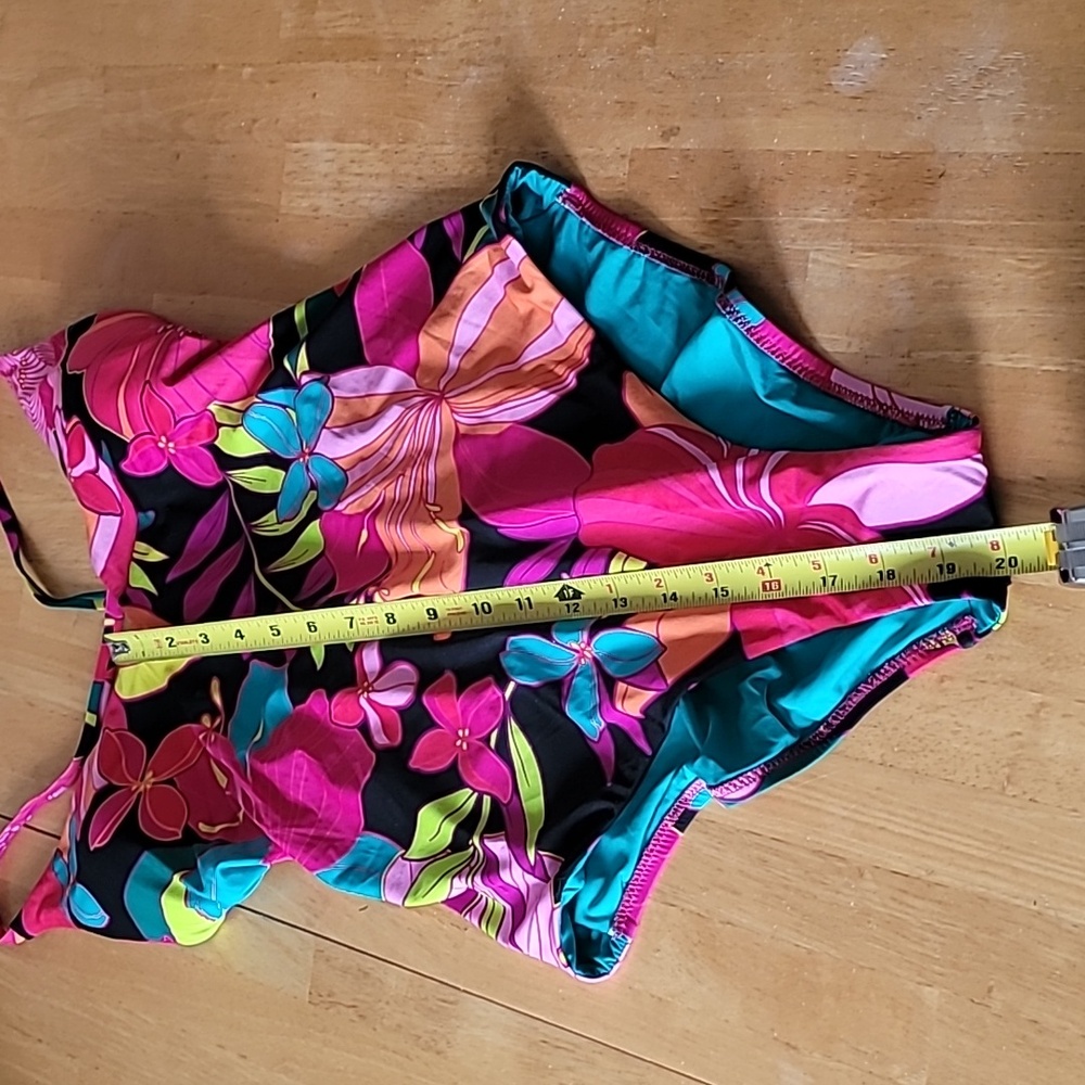 TRINA TURK SOLAR One Piece Swimsuit - Picture 9 of 11